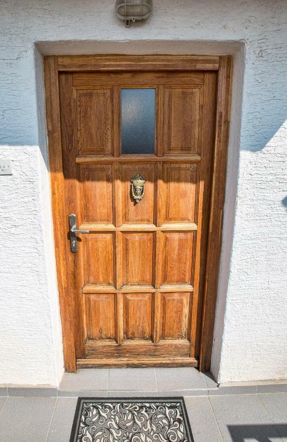 Appartamento Penthouse Karlobag Esterno foto